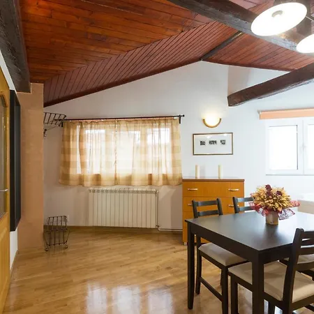 Apartament Center V Belgrad